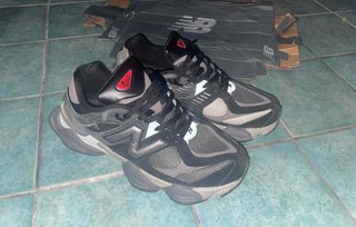 New Balance 9060 Scarpe Uomo Nero Grigio