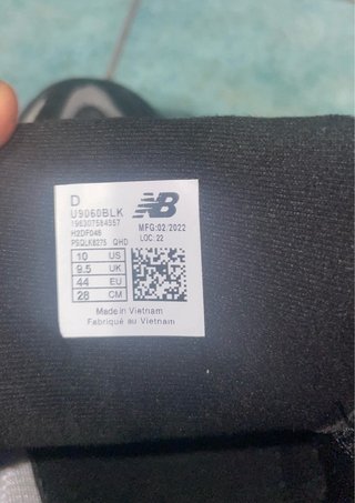 New Balance 9060 Scarpe Uomo Nero Grigio