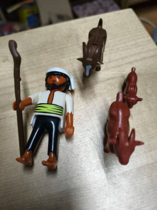Playmobil Aldeano con Cabras