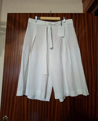 Bermuda Zara Blanca talla XS y S