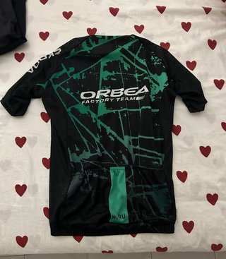 Equipación Ciclismo Orbea Skoda Shimano