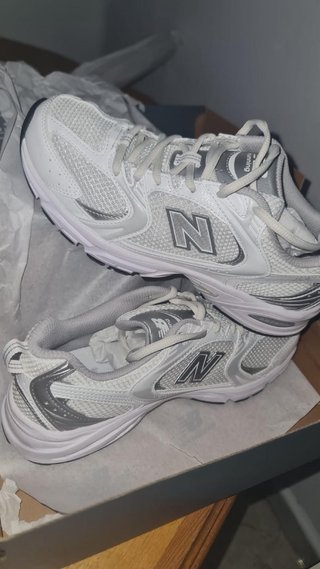 New Balance Bambas Blancas y Plateadas