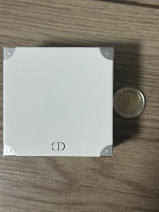 Caja Miss Dior Parfum（5ml）