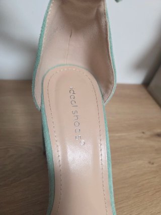 Zapatos de tacón verde