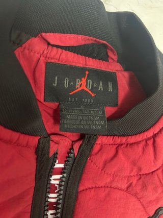 Chaqueta Jordan Niño Talla L Roja (De niño)