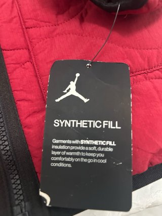 Chaqueta Jordan Niño Talla L Roja (De niño)