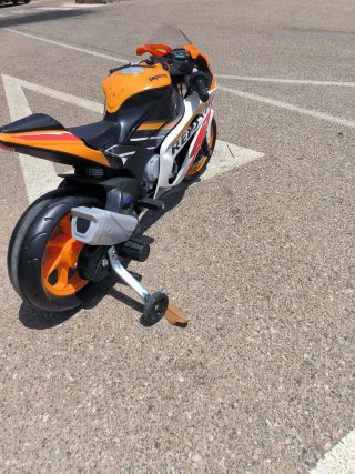 Moto Eléctrica Injusa Repsol 12V Niños