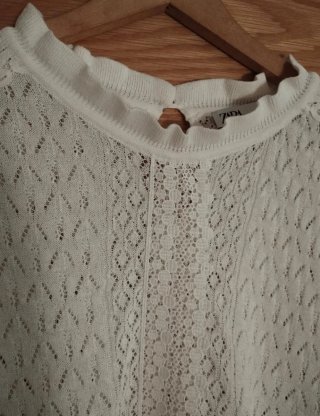 Blusa Zara Beige/Blanca Encaje