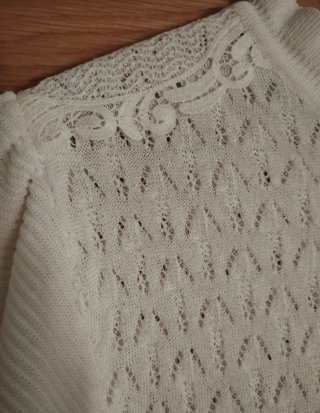 Blusa Zara Beige/Blanca Encaje