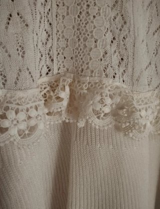 Blusa Zara Beige/Blanca Encaje