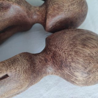 Figura de Madera Amorosa Africana