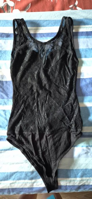 Body de encaje negro