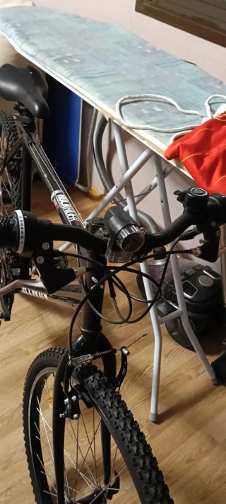 Bicicleta B'Twin Negra