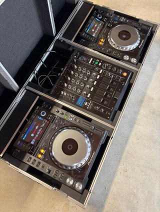 Pioneer CDJ-2000 Nexus e DJM-900 Nexus