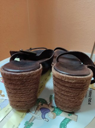 Sandalias cuña Adolfo Domínguez talla 39