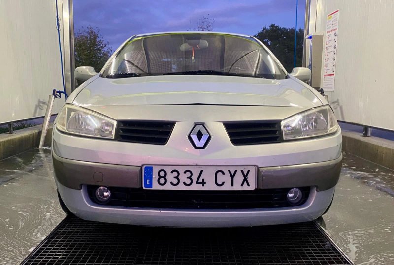 Renault Megane 2004 solo 131,000 km - foto 1