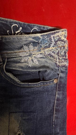 Pantalón vaquero Desigual Slim Fit