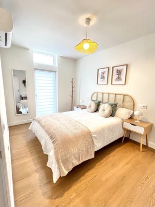 Alquiler piso 40m de 1 dormitorio en Valdeacederas