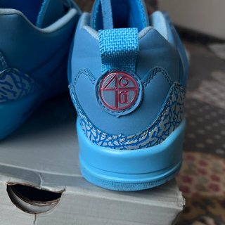 Zapatillas Jordan Spitznik Azules y Rojas
