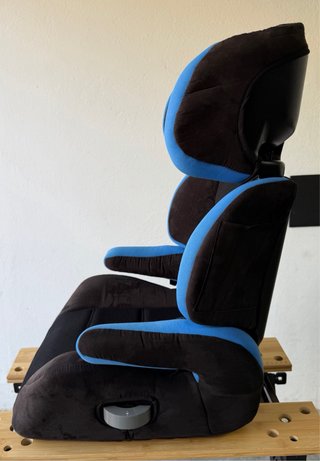 Silla de coche Piku Negra y Azul