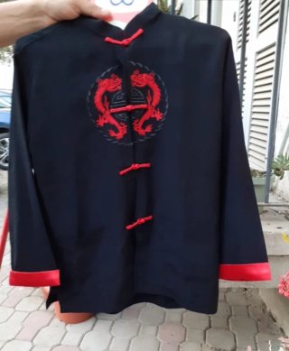 Elegante completo Cinese in 100% Seta con Ricami