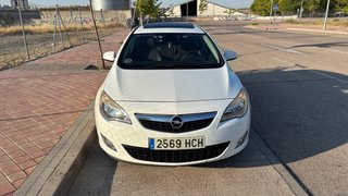 Opel Astra 2011