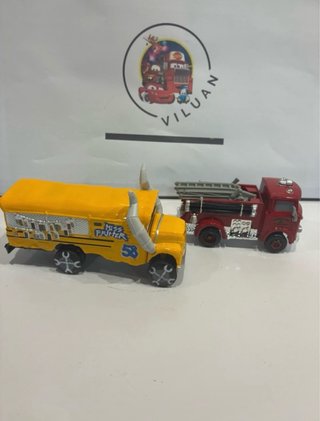 Coches Cars: Bus Amarillo y Camión Rojo Nuevos!!