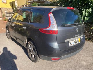 Renault Grand Scenic 2012