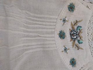 Camiseta Sfera bordada