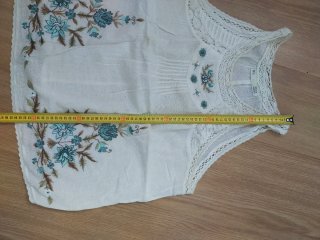 Camiseta Sfera bordada
