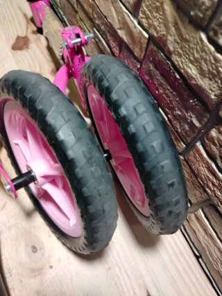 Chicco PINK ARROW Bicicleta sin pedales
