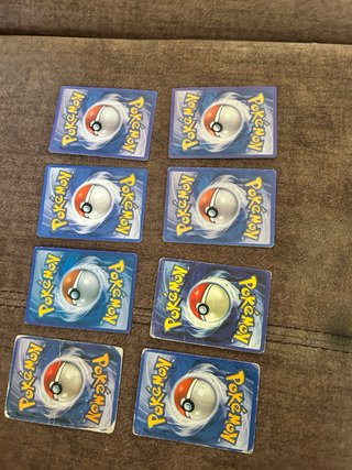 4 Cartas Pokémon