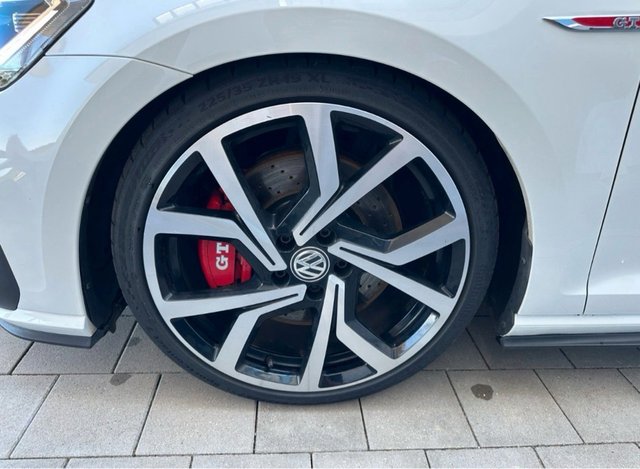 Volkswagen Golf GTI Performance 2019