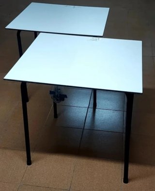 Tavoli Resol Smontabili in Metallo e Legno (a 25€ l'unità)