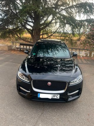Jaguar F-Pace 2016