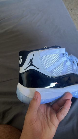 Jordan Retro 11 Concord
