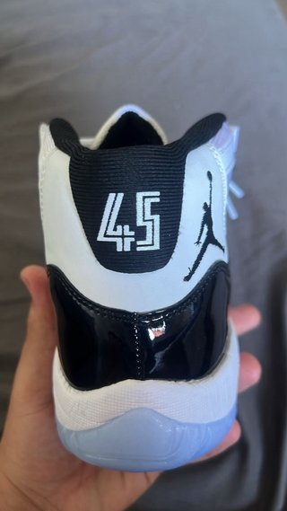 Jordan Retro 11 Concord