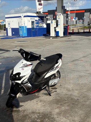 Yamaha Jog RR Scooter