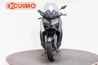 YAMAHA XMAX 300