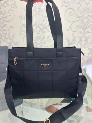Bolso grande entra ordenador