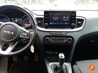 Kia Ceed 1.6 MHEV iMT 100kW (136CV) Drive