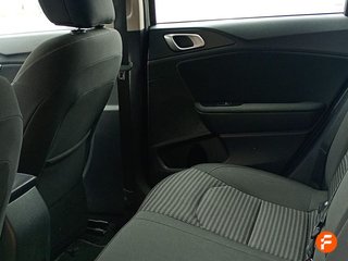 Kia Ceed 1.6 MHEV iMT 100kW (136CV) Drive