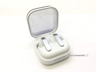 in-ear samsung buds4 pro