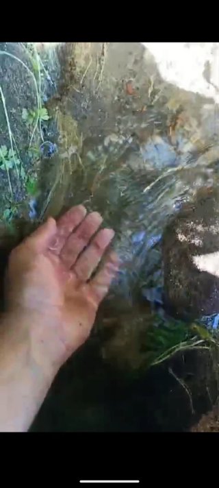 Manantial ULTRAOLIGOMINERAL para explorar