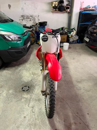 Honda CRF 450cc Motocross Roja y Blanca