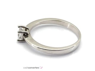 anillo oro 18k con piedra con diamante