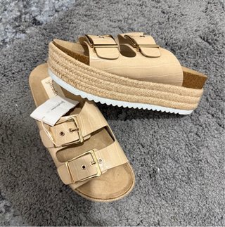 Sandalias Stradivarius Beige Plataforma