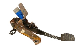 PEDAL EMBRAGUE DACIA DUSTER I K9KR8 465032800R