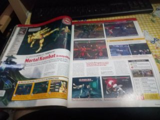 Revista Play Mania 94 (2006)