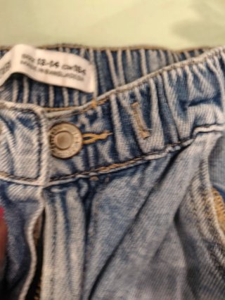 Pantalón vaquero niña Zara más camiseta. T.13-14